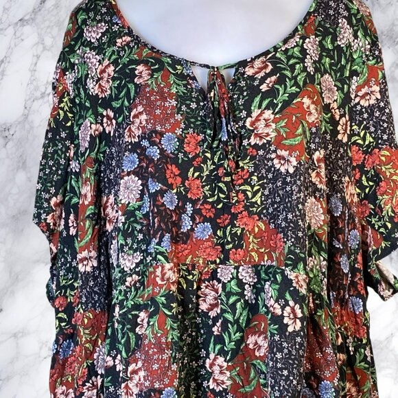 Torrid Black Floral Textured Stretch Rayon Babydoll - Picture 9 of 11